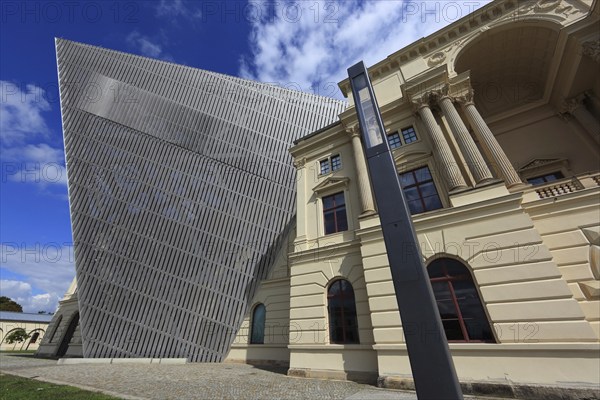 Military History Museum of the German Armed Forces, main arsenal building with wedge, architect