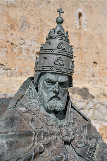 Monument to Pope Pedro de Luna (1342-1423), also known as Benedict XIII or Papa Luna, Peñíscola,