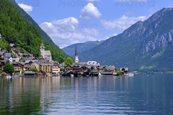 Hallstatt am Hallstätter See, Salzkammergut, Upper Austria, Austria, Europe