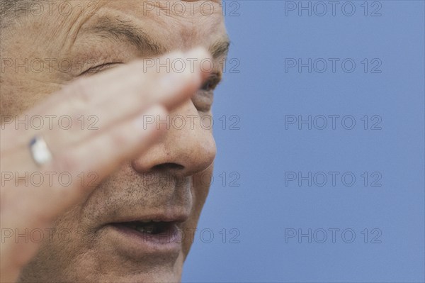 Olaf Scholz (SPD), Federal Chancellor, recorded at a federal press conference on current domestic