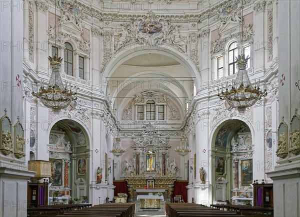 Central room with dome, stuccoes by Domenico Beltramelli, Madonna del Popolo, Baroque, Cherasco,
