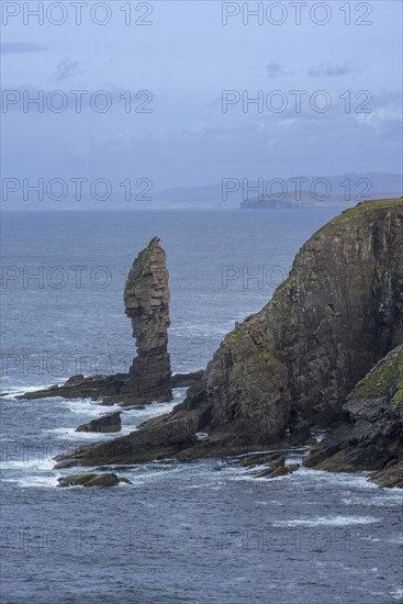 Old Man of Stoer, 60 metres high sea stack of Torridonian sandstone at the Point of Stoer in