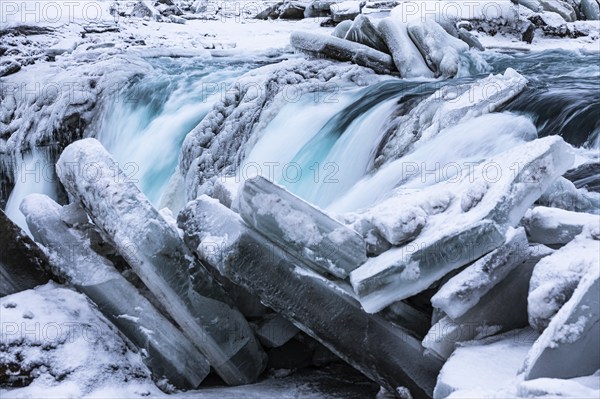 Icefall obstructs the flow of the river Skialfandafljot, Northern Iceland Eyestra, Iceland, Europe