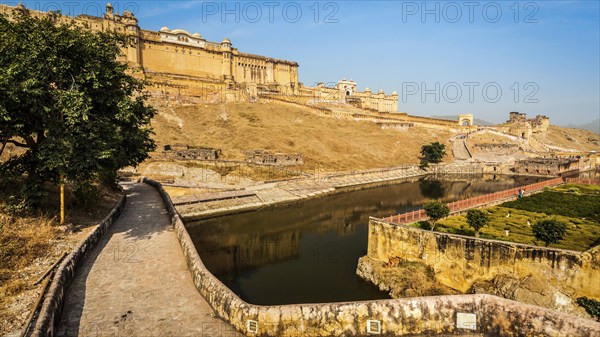 Panorama of famous Rajasthan landmark, Amer (Amber) fort, Rajasthan, India, Asia