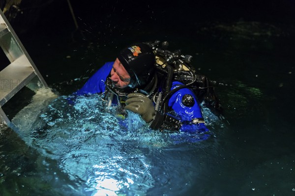 Divers in the Marie Louise Stolln visitor mine