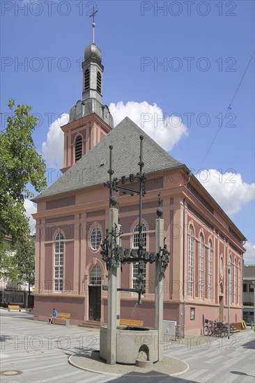 Town church built 1790 with trade fountain, market fountain, market place, Rüsselsheim, Hesse,