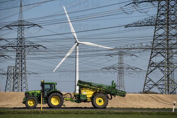 Part of a line route, 380 KV extra-high-voltage line, wind turbine, near Hüchelhoven, district town