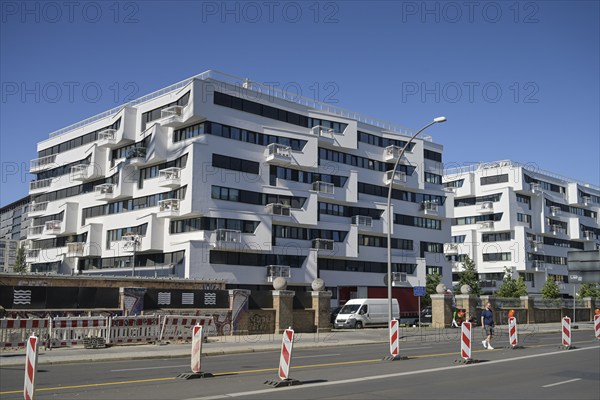 New buildings, Wave waterside living berlin, Stralauer Allee, Osthafen, Friedrichshain,