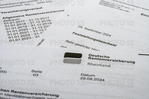Symbolic image pension, pension information, assessment notice on contributions made to the