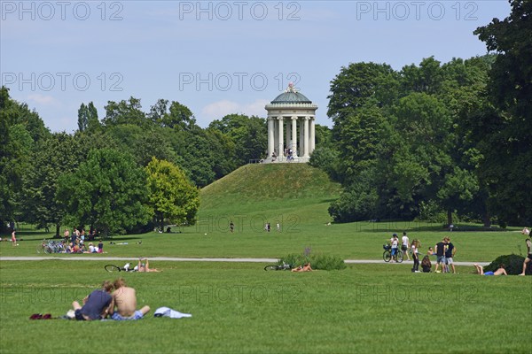 Europe, Germany, Bavaria, Munich, English Garden, City Park between Lehel and Schwabing, View of