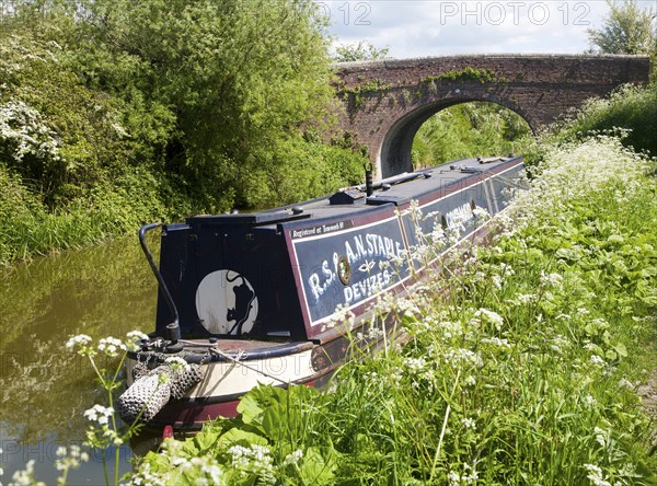 Kennet and Avon canal stretch between All Cannings and Alton Barnes, Vale of Pewsey, Wiltshire,