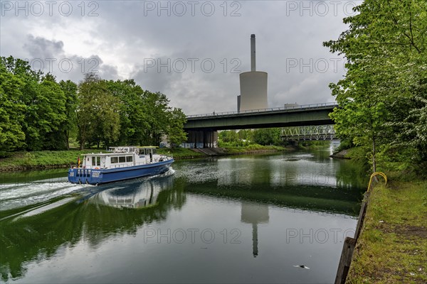 Motorway bridge on the A43, built in 1965, over the Rhine-Herne Canal, the bridge is badly damaged,