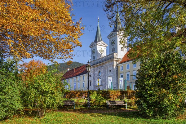 Monastery castle with Tegernsee brewery in autumn, Tegernsee, Tegernsee, Tegernsee valley, Mangfall