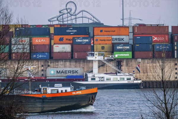 Container Handling Centre, Gateway West Terminal, Logport 2, cargo ship, in Duisburg on the Rhine,