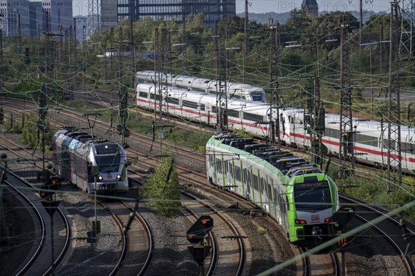 Railway tracks in front of Essen main station, ICE 2 train and ICE 4, behind, on the tracks, S-Bahn