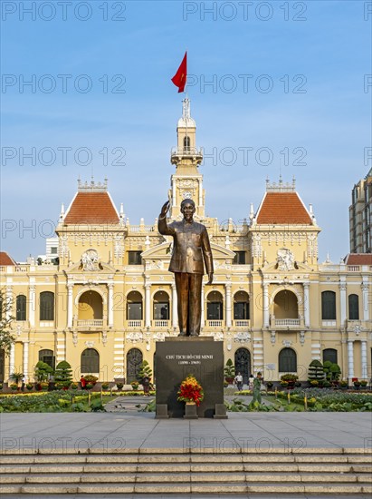 Ho Chi Minh Statue and City Hall, Saigon, Vietnam, Asia
