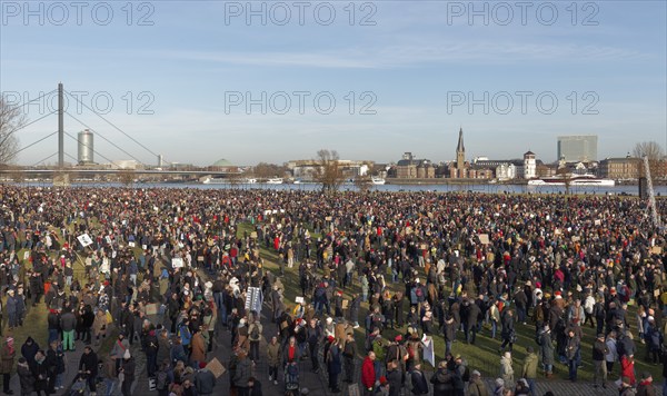 Major demonstration against right-wing extremism and AfD on 27 January 2024 in Düsseldorf, main
