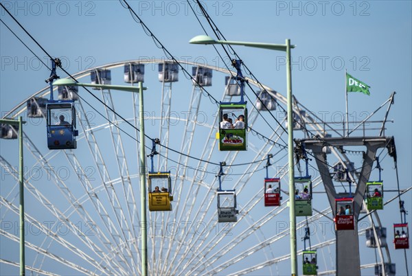 Rhine cable car, cabin above the Rhine, Ferris wheel at the zoo, Cologne, North Rhine-Westphalia,