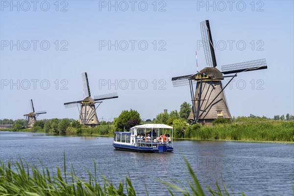 Kinderdijk, 18 windmills that were supposed to pump the water out of the polders in order to