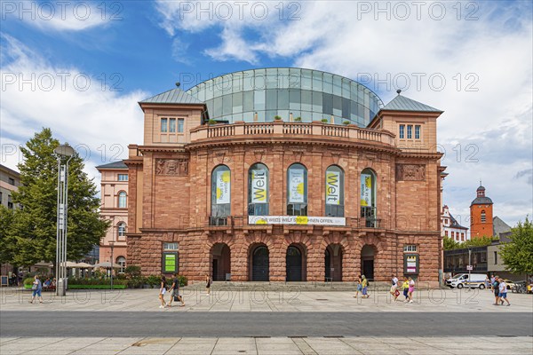 Mainz State Theatre on Gutenbergplatz in Mainz, Rhineland-Palatinate, Germany, Europe