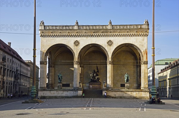 Europe, Germany, Bavaria, Munich, Odeonsplatz, Feldherrnhalle, built in 1841, Hamburg, Hamburg,