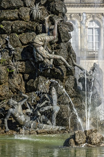 Falling male figure at the Fama Fountain, Fama Fountain, fountain, water parterre, castle park,