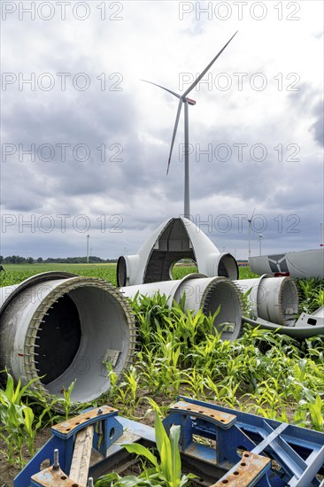 Repowering, dismantled Enercon E-58 wind turbine in a wind farm near Issum, 9 older wind turbines