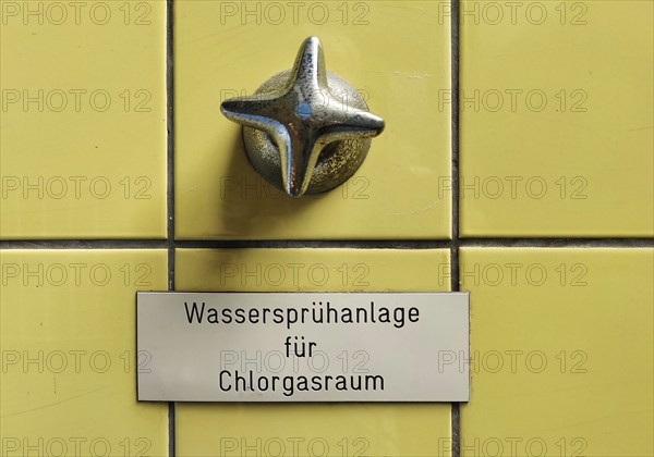 Writing Water spray system for chlorine gas room via water tap, former waterworks, Witten, Ruhr