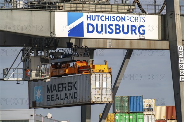 Port of Duisburg Ruhrort, Container freighter being loaded and unloaded at DeCeTe, Duisburg