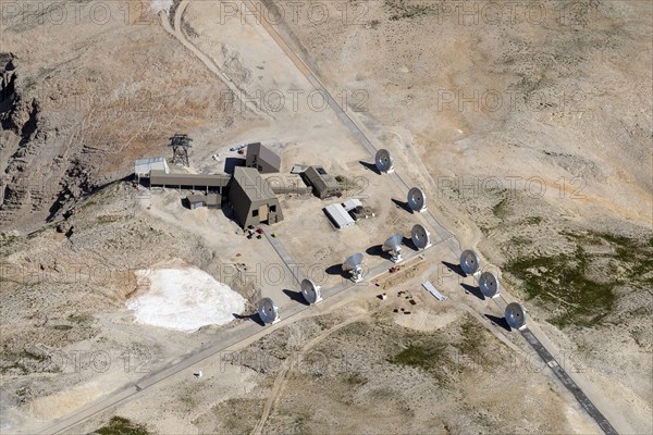 Pic de Bure, IRAM interferometer, French Alps, Plateau de Bure, telescopes, millimetre radiation,