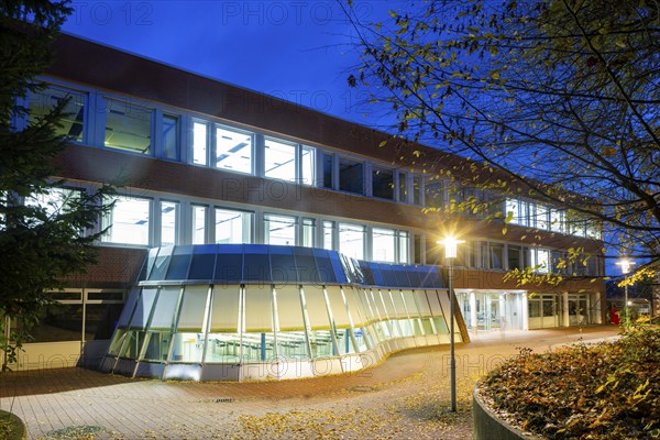 The University of Applied Sciences Mittweida (HSMW for short, with the suffix Hochschule für