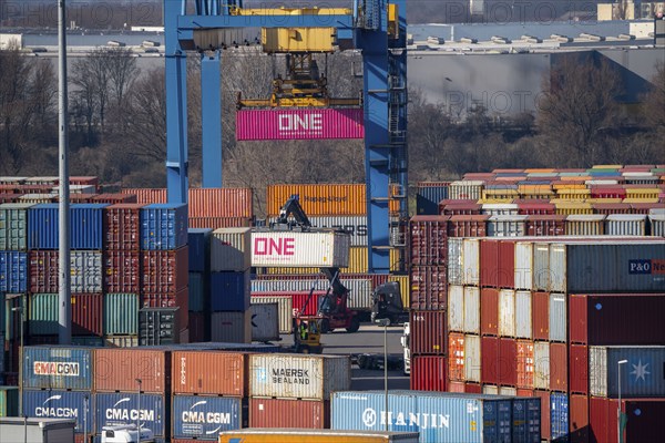Container Handling Centre, Gateway West Terminal, Logport 2, in Duisburg on the Rhine, North