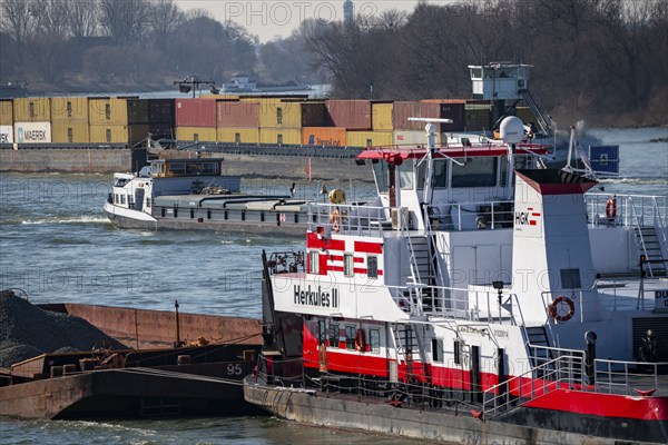 Cargo ships on the Rhine near Duisburg, push boat Herkules II, push convoy, brings coal and other