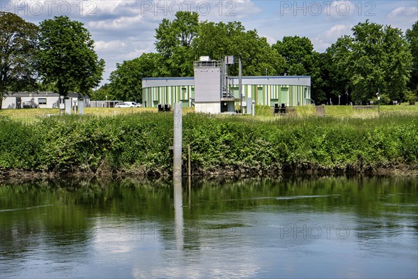 The Ruhr near Essen-Horst, Gelsenwasser AG water extraction plant, North Rhine-Westphalia, Germany,