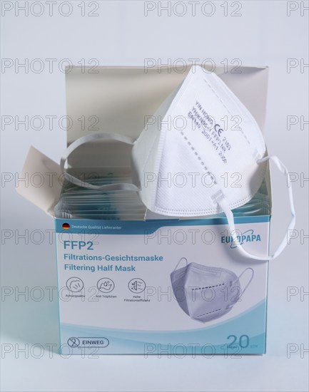 Pack of FFP2 protective masks, face masks, with CE marking