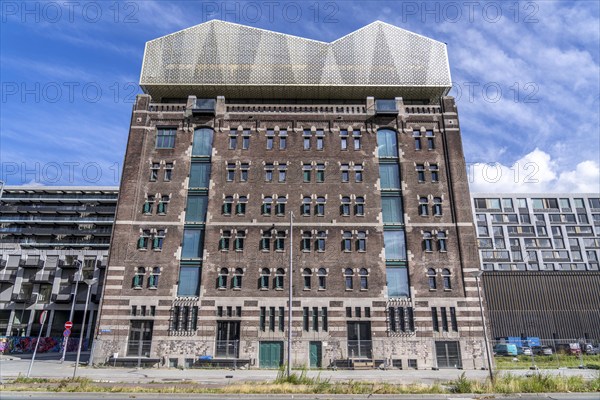 The Pakhuis Santos op Katendrecht from 1902, historic warehouse in the Rijnhaven harbour, has been