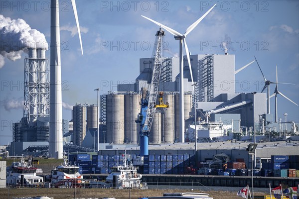 RWE coal-fired power plant Eemshavencentrale, in the seaport of Eemshaven, operator RWE Power, wind