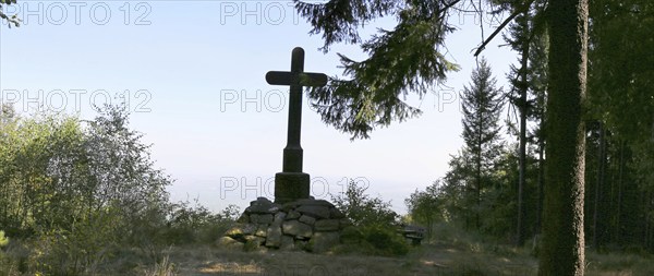 The weather cross above Gleisweiler in the southern wine route