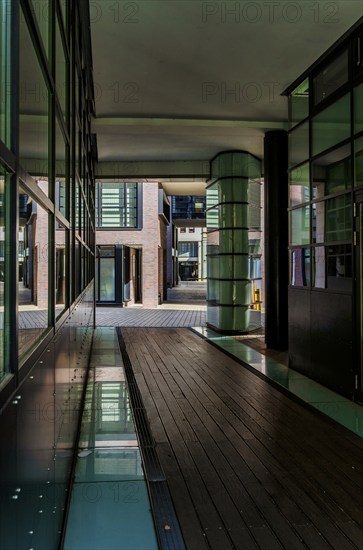 Interior photograph, retail and commercial space in Bikini Haus, Budaperster Strasse, Berlin,