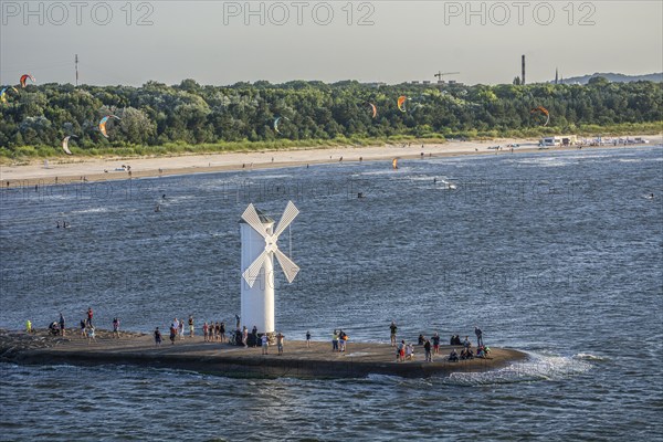 Kitesurfer on Baltic Sea at Swinoujscie, Western Pomerania, Poland, Europe
