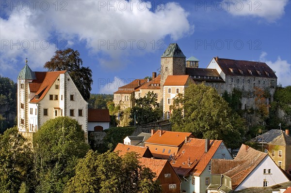 Hohnstein Castle in autumn, Dresden, Saxony, Germany, Saxon Switzerland Dresden, Saxony, Federal
