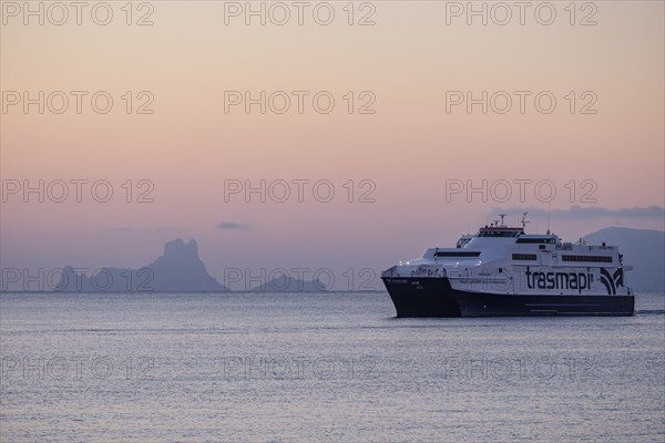 Fast boat, La Savina port, Formentera, Pitiusas Islands, Balearic Community, Spain, Europe