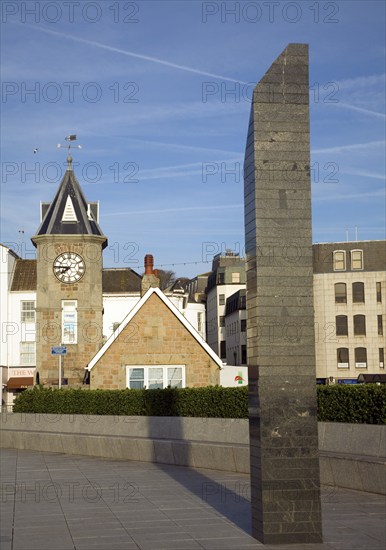 War memorial, St Peter Port, Guernsey, Channel Islands, UK, Europe