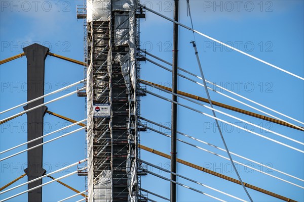 New construction of the motorway bridge Neuenkamp of the A40, over the Rhine near Duisburg,