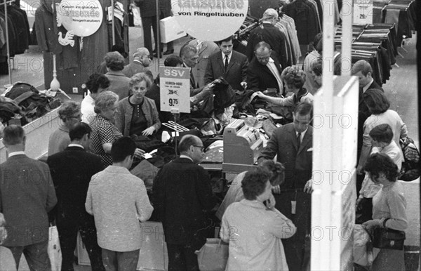 DEU, Germany, Dortmund: Personalities from politics, business and culture from the years 1965-71.