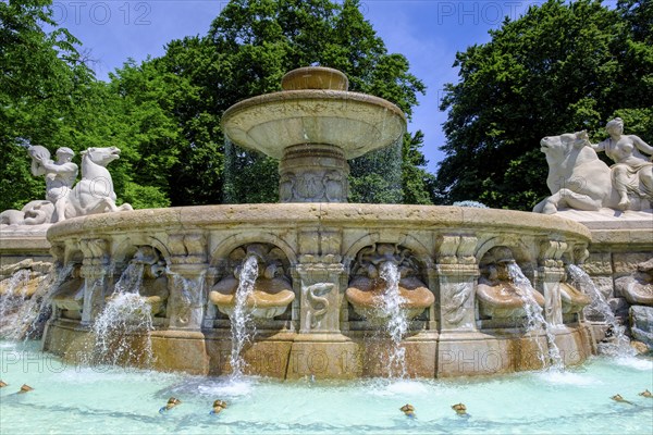 Wittelsbach Fountain by Adolf von Hildebrand, 1859, Lenbachplatz, Munich, Upper Bavaria, Bavaria,