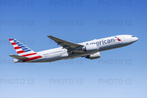 An American Airlines Boeing 777-200ER aircraft with the registration number N789AN at Frankfurt