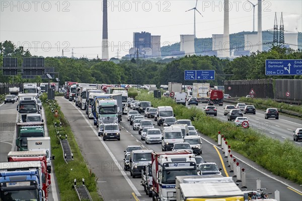Traffic jam on the A2 motorway near Bottrop, behind the Bottrop motorway junction, in the direction