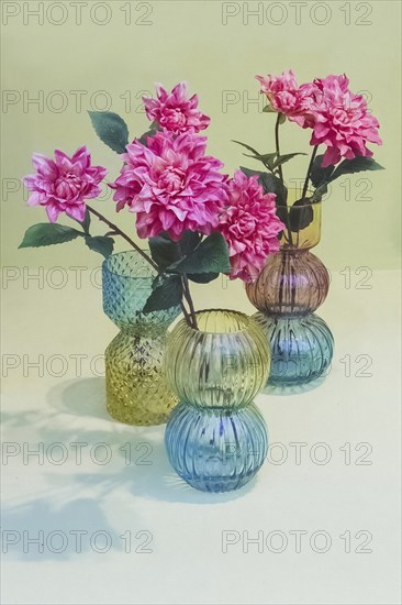 Flower vases, glass vase, artificial flowers, dahlias, vintage vases, retro look, decoration,