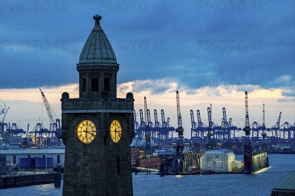 Port of Hamburg, view over the observation tower at the St. Pauli Landungsbrücken to the Blohm +